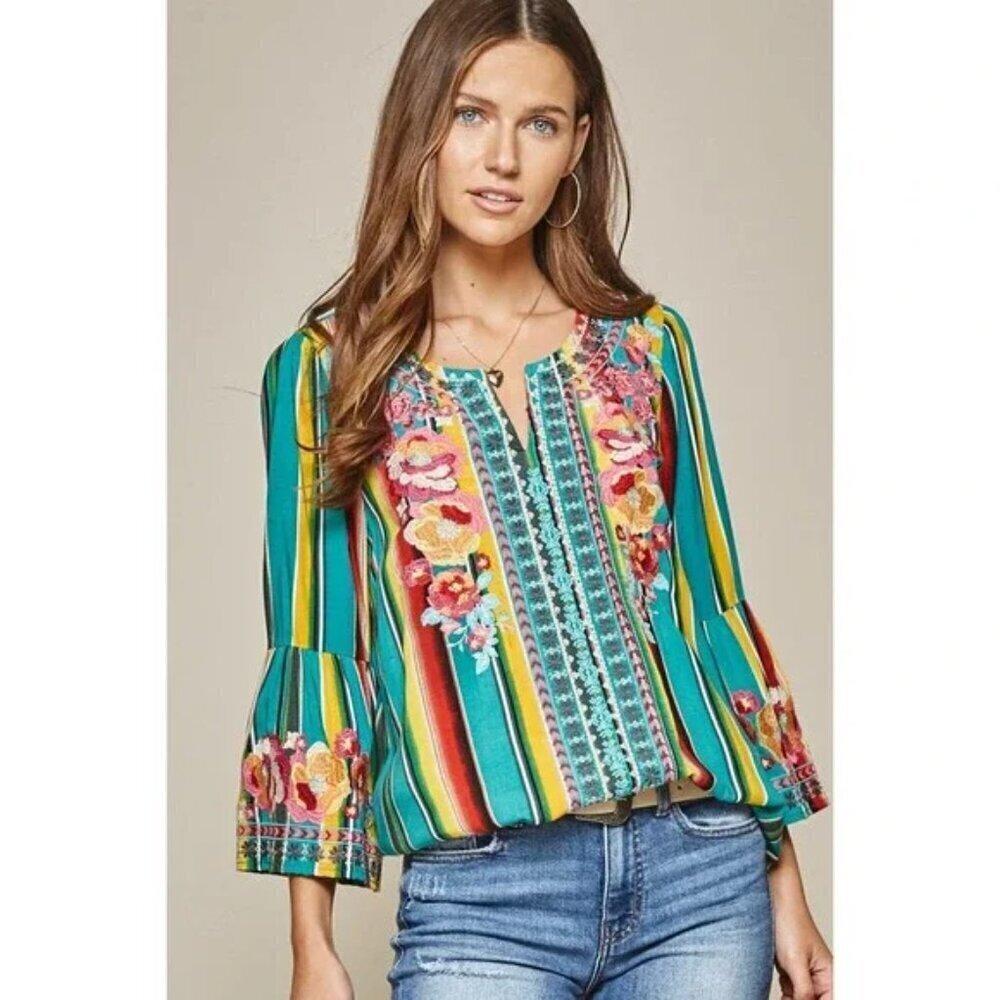 Savanna Jane South Beach Embroidered Serape Top Size Small